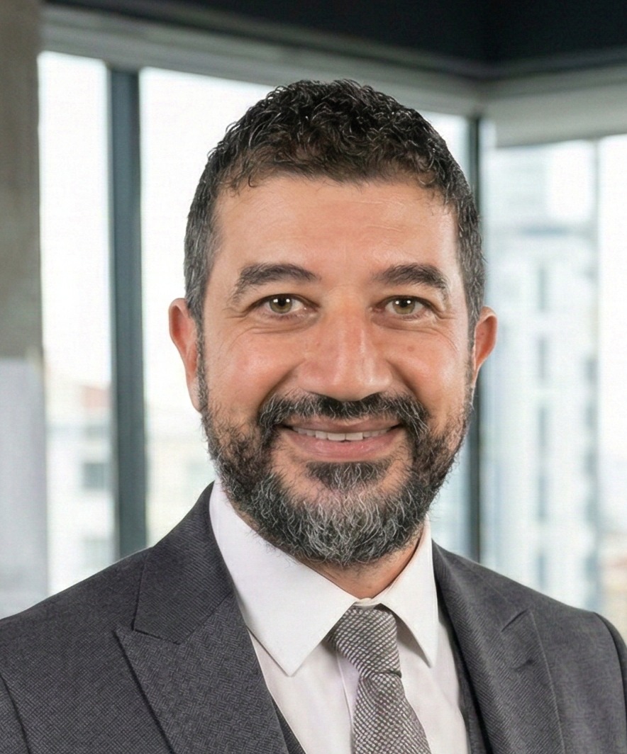 م.عمرو زكري